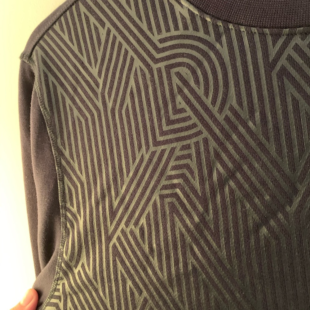 Sweater - Picture 3 of 3